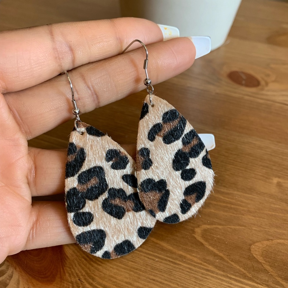 Teardrop Earrings.